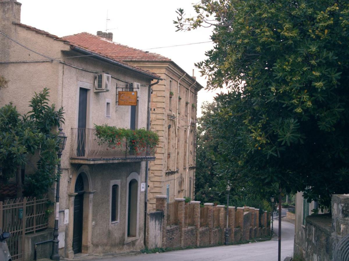 B&B Mamma Elena Rovito エクステリア 写真